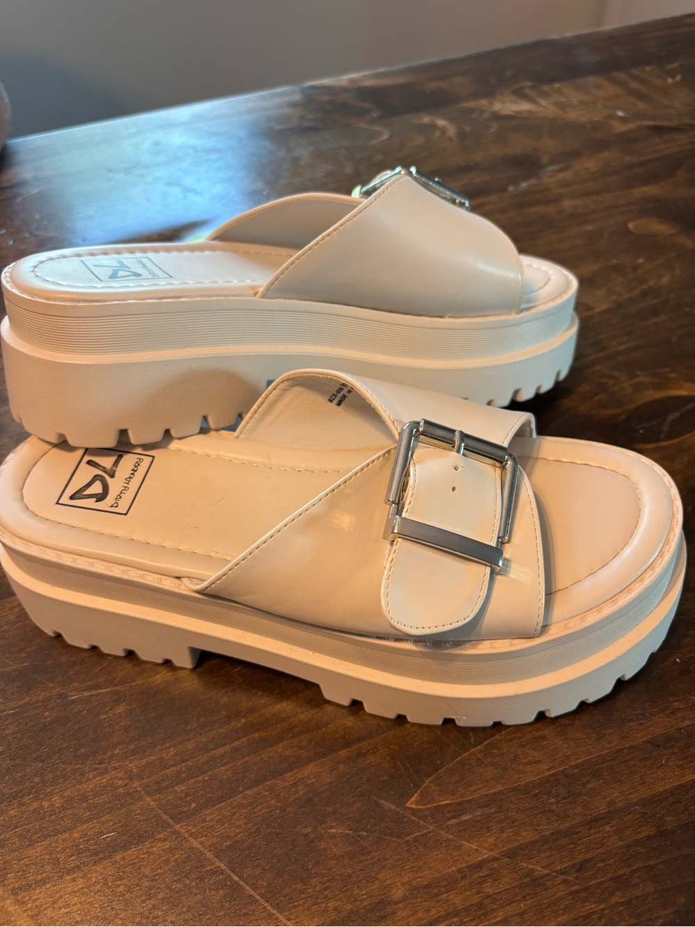 DV by Dolce Vita White Platform Buckle Slide Mules